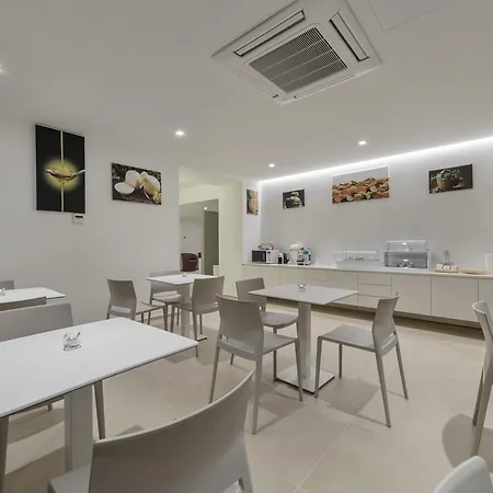 Southeast 3* Chiaramonte Gulfi