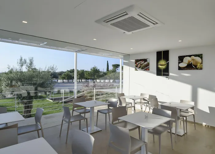 Southeast 3* Chiaramonte Gulfi