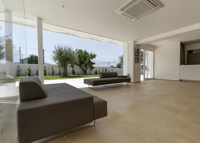 Southeast 3* Chiaramonte Gulfi