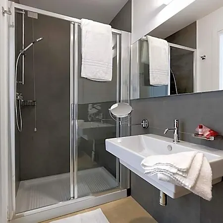 Southeast Hotell